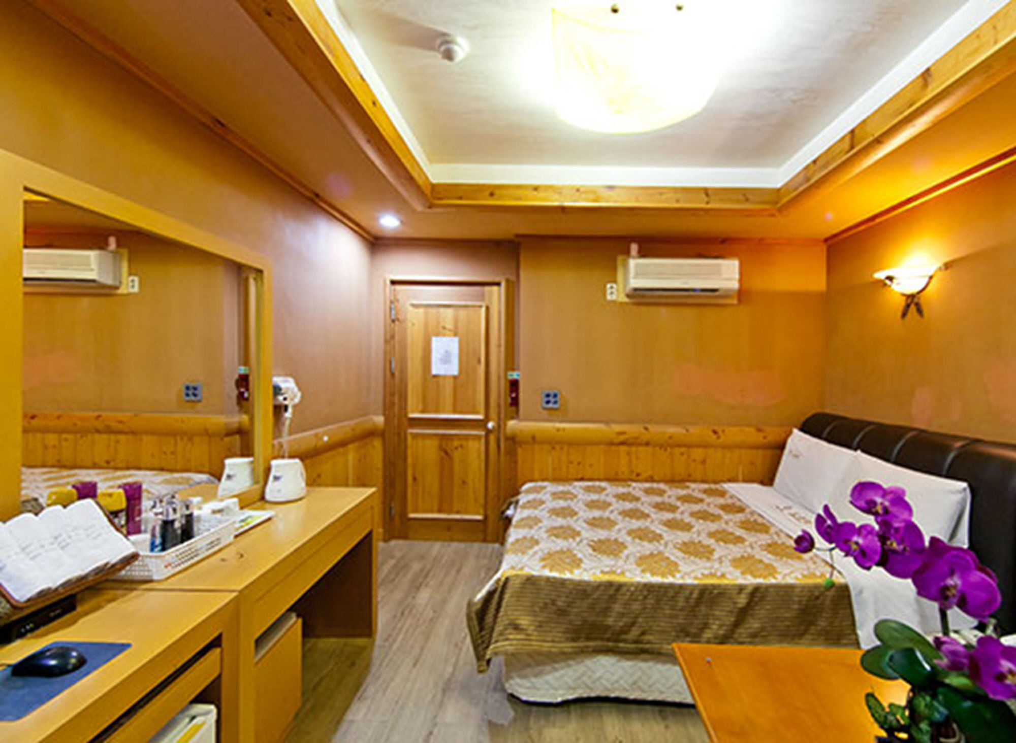 Drama Motel Boryeong Exterior foto
